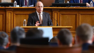 Лазаров: Всички социални плащания за догодина са подсигурени с удължаването на бюджета