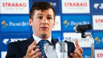 Диксън показа как ще изглежда новият стадион на "Левски" (ВИДЕО)