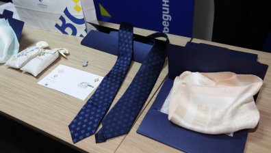Подаряваме на еврочиновниците лавандула и зарядни за председателството