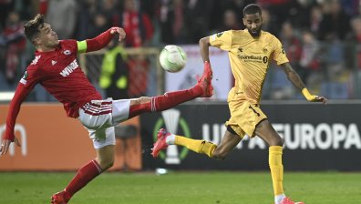 Капитанът на ЦСКА: В Европа играем добре, но не вкарваме, в България - обратното