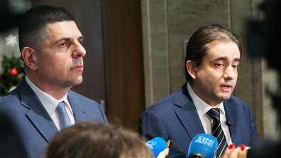  Мирчев и Божанов поискаха да се забрани на НСО да охранява депутати