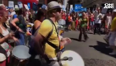 В Лондон: Хиляди на на протест в защита на общественото здравеопазване