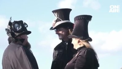 Абсолютен рекорд - над 1300 "вампири" се събраха в Англия в чест на "Дракула"