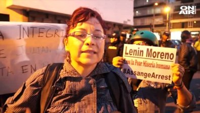 Еквадорци на протест: Искат освобождаване на  Джулиан Асандж