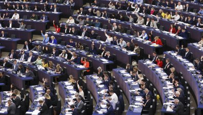 Бюджетът на ЕС за 2023 г. ще е фокусиран върху помощта за Украйна и пандемията