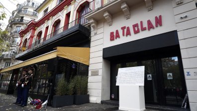 "Синът ми е убиецът на дъщеря ви": Историята на двама бащи в книга