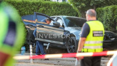 Две деца и трима възрастни пострадаха при катастрофа в София