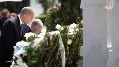 Радев в "Сарафово": Няма лекарство за болката, жертвите няма да бъдат забравени