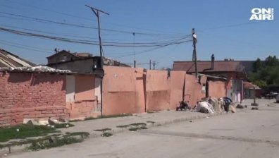 Валери Симеонов се закани да вземе мерки срещу пловдивската "Шекер махала"