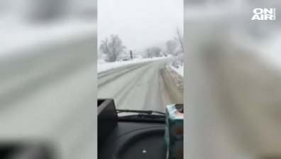 Сняг и проблеми за шофьорите на Ришкия проход
