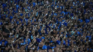 И "Айнтрахт" почете паметта на загиналите фенове на "Левски": "Бъдете силни"