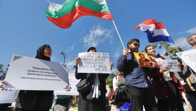 Светият синод призна избора за Сливенски митрополит на фона на протест