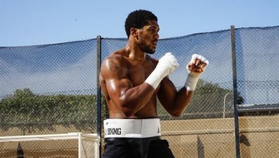 Какво яде Антъни Джошуа, за да поддържа атлетичното си тяло?