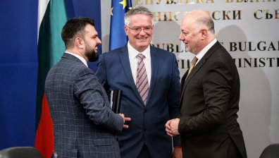 България се доближава до стандартите на ОИСР, но предизвикателствата остават