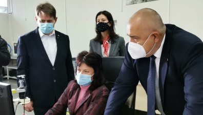 Борисов: Да преодолеем пандемията и икономиката ще тръгне