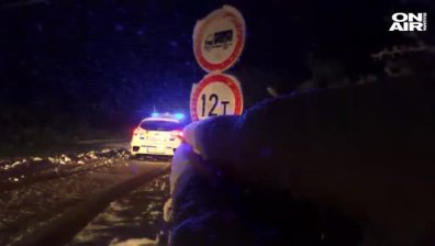 Проходът "Шипка" осъмна с 40 см снежна покривка