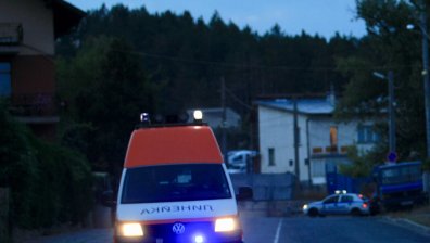 2-годишно момченце падна от кола по време на движение
