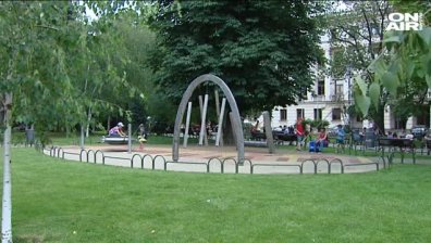 Осиновителите у нас настояват за промяна в регламента за майчинските
