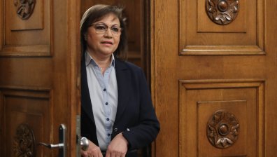Нинова: Ще има корекции на бюджета, ГЕРБ и ПП се хванаха за гушите за 1,2 млрд. лв.