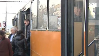 Закон задължава хората да се къпят преди влизане в автобус ? 