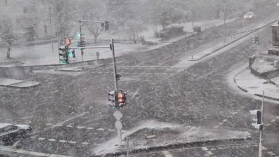 Ураганен вятър и снежна буря в Разградско