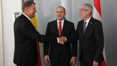 Румен Радев се среща с президентите на Австрия и Румъния в Русе