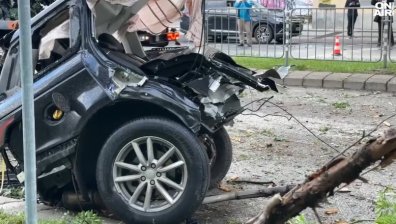 По чудо оцелели: Борят се за живота на двамата младежи от катастрофата в Пловдив