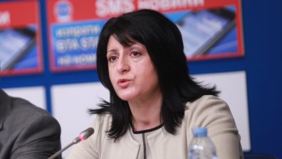 Автобусният бранш иска финансиране, ако ще пътуваме с коли през лятото