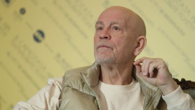 Родственик на Димитър Талев: "Оръжията и човекът" осмива армията ни