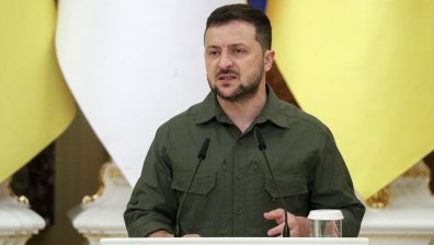 Зеленски: Икономиката ни е унищожена, хиляди предприятия не работят