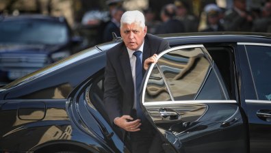 Отвърнахме на Латвия за оръжието за Украйна: Решенията за износа му се взимат от НС