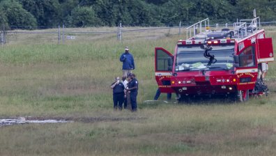 "Чесна" се разби до летище в Южна Калифорния, всички пътници загинаха