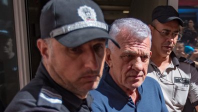 Повдигнаха обвинения на Никола Николов - Паскал