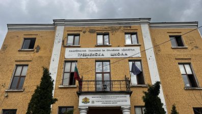 След пожара в гимназията в Трявна: Учениците излизат в принудителна ваканция