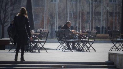 Над 1/5 от работещите в ресторантьорството са без договор