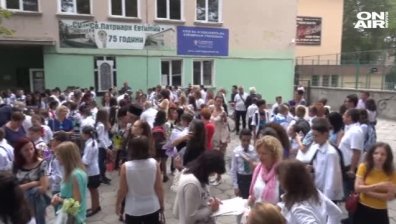 Благотворително! Виртуални вместо живи цветя в пловдивско школо