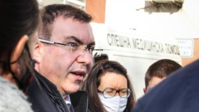 България изпрати остро писмо до AstraZeneca заради забавените ваксини (видео)