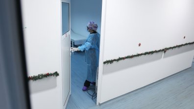 Потвърдено: Новият щам на Ковид-19 вече е у нас, 8 пациенти са в болница