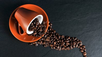 Кофеинът е помощник на подпухналите клепачи