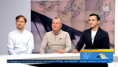 Стихове на 18 години оживяха в новата песен на Симеон Владов "Синята жена"