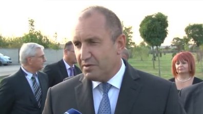 Президентът Радев: Работата на премиера е да осигурява по-добър живот