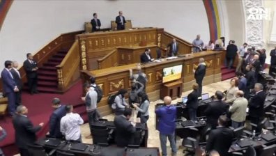 Отложиха заседание на парламента във Венецуела