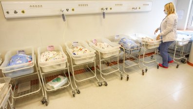 България се топи: Населението ни е под 6,5 млн., жените са повече от мъжете