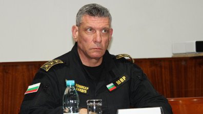 Анализатори: Оставката на Георги Кандев може да е политически ход