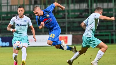 "Черно море" излезе на върха в класирането след 3:1 срещу новака "Крумовград"