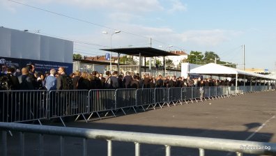 Протест на таксита в Париж срещу срещу Uber