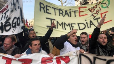 Рекорден брой протестиращи заляха улиците във Франция 