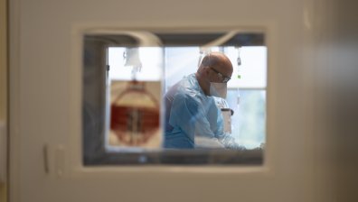 Руски професор: Пациентите с коронавирус пренасят и други инфекции 