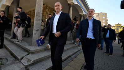 Резултати към 19 часа: Радев и "Прогресивна България" 38,7%, ГЕРБ-СДС събира 14,8%, БСП е на ръба с 4%