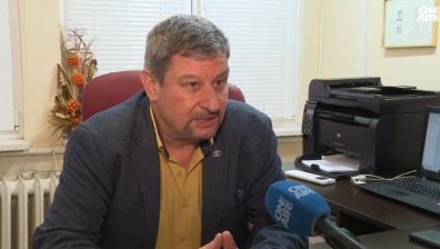 Учителите са готови да не завършат годината, ако заплатите им не бъдат увеличени?